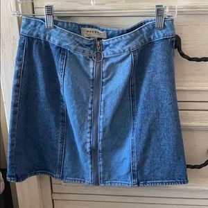 Jean mini skirt